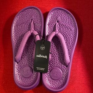 Allbirds, Sugar zeffer lux, purple, flip-flops women’s size 8 new with tags